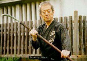 Hatsumi Sensei mit Naginata
